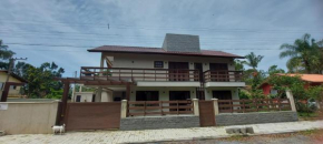 CASA PRAIA DE MARISCAL, BOMBINHAS